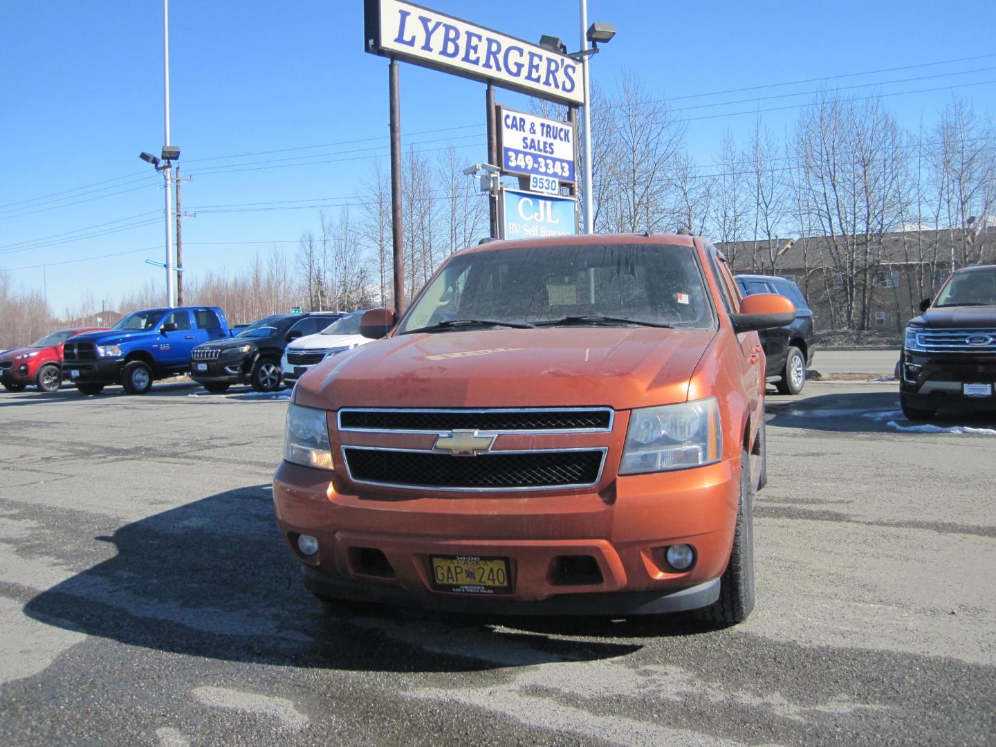 2007 Burnt Orange /Charcoal Chevrolet Avalanche LTZ 4WD (3GNFK12347G) with an 8 Cylinder Engine engine, Automatic transmission, located at 9530 Old Seward Highway, Anchorage, AK, 99515, (907) 349-3343, 61.134140, -149.865570 - Photo#1